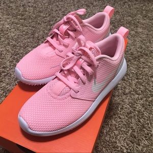 Nike Roshe G Jr Golf Shoes Pink